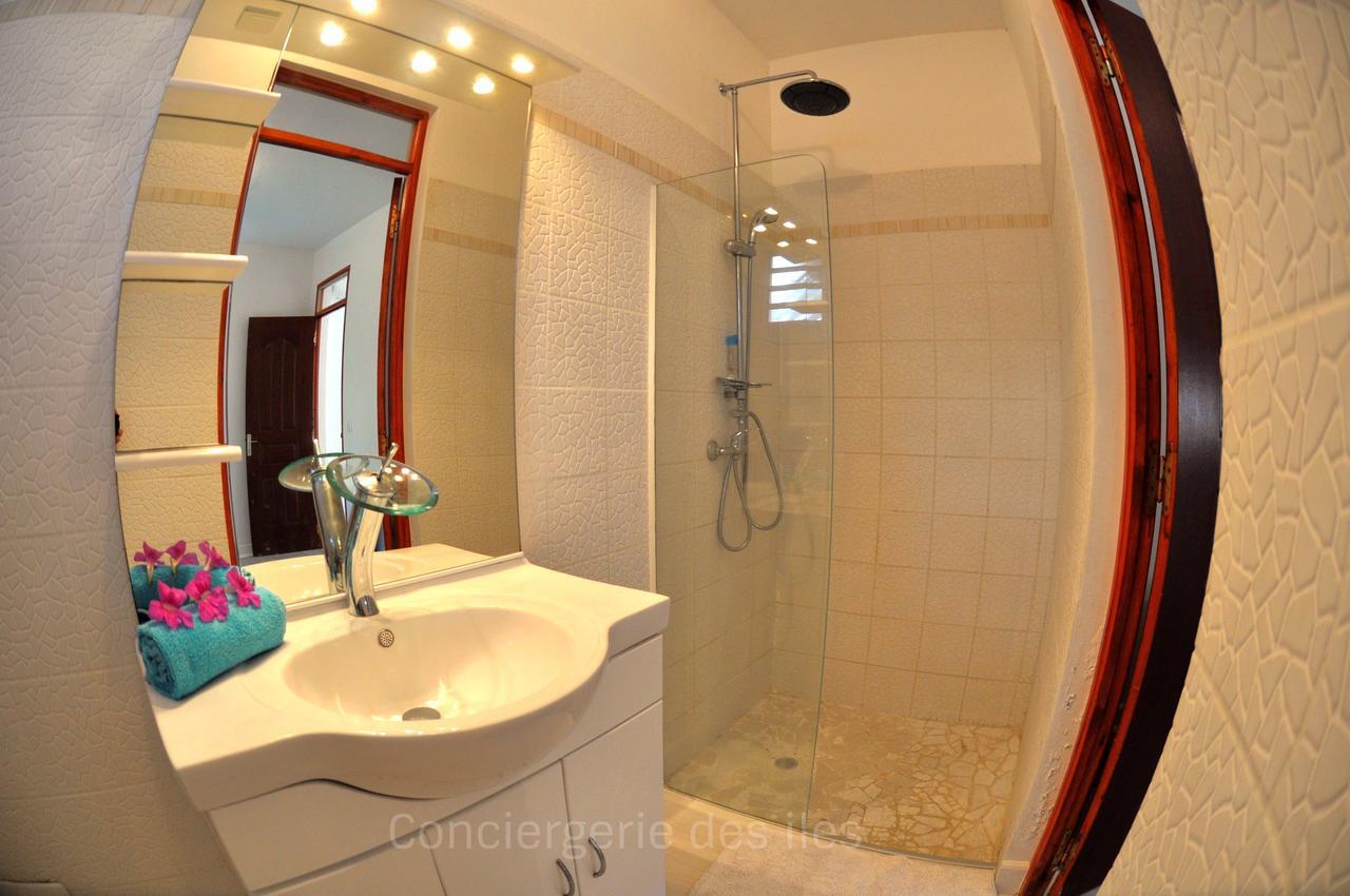 Appartement Petit havre de paix à Le Gosier  Extérieur photo