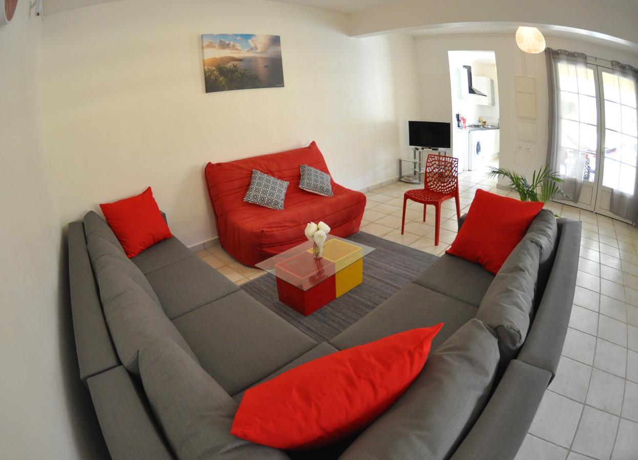 Appartement Petit havre de paix à Le Gosier  Extérieur photo